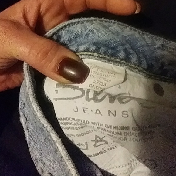 Clothes - Picture 2 of 4